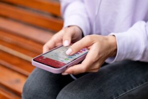 Wie übertrage ich Apps auf ein neues Handy? Schritt-für-Schritt-Anleitung für Android und iPhon