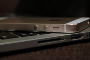 iPhone 15 Pro Max: Wie viel Zoll? Displaygröße und technische Daten im Überblic